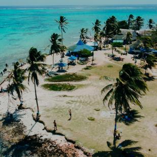 Praia de Rocky Cay